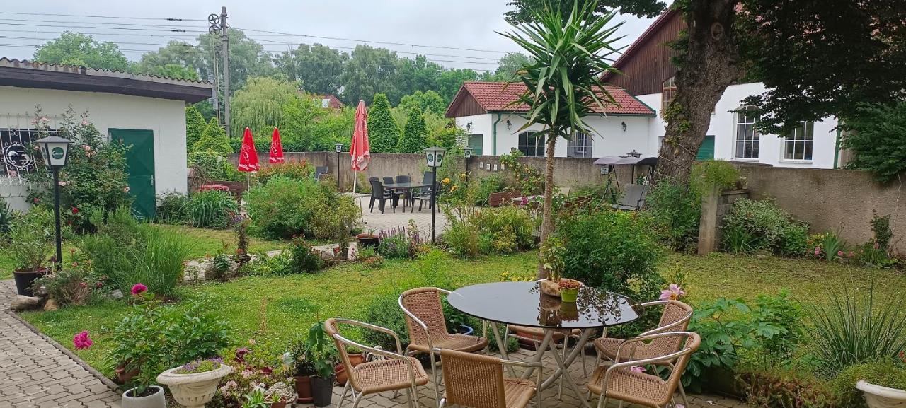 Gasthaus Schwarzer Adler Altenberg  Dış mekan fotoğraf
